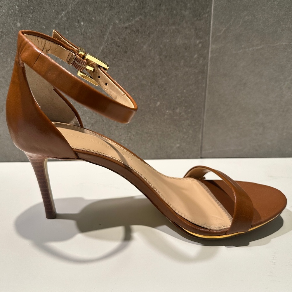 Banana Republic sandals